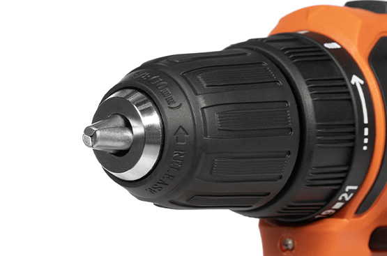 Обеспечивает быструю установку оснастки диаметром хвостовика 0,8-10 мм и надежную ее фиксацию во время работы.